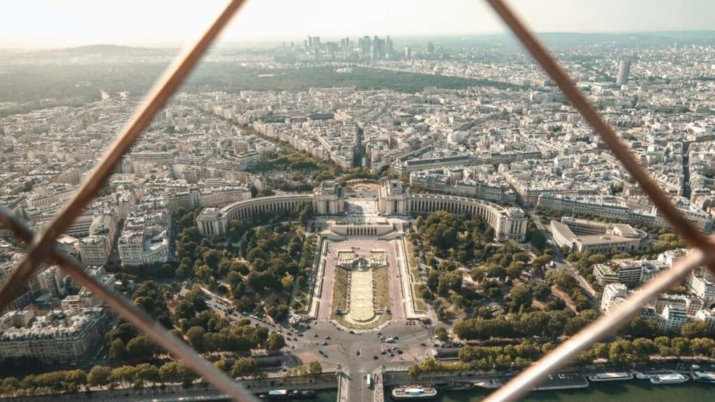 2025 France Twitter AllCategory Advertising Rate Card для рынка Belarus