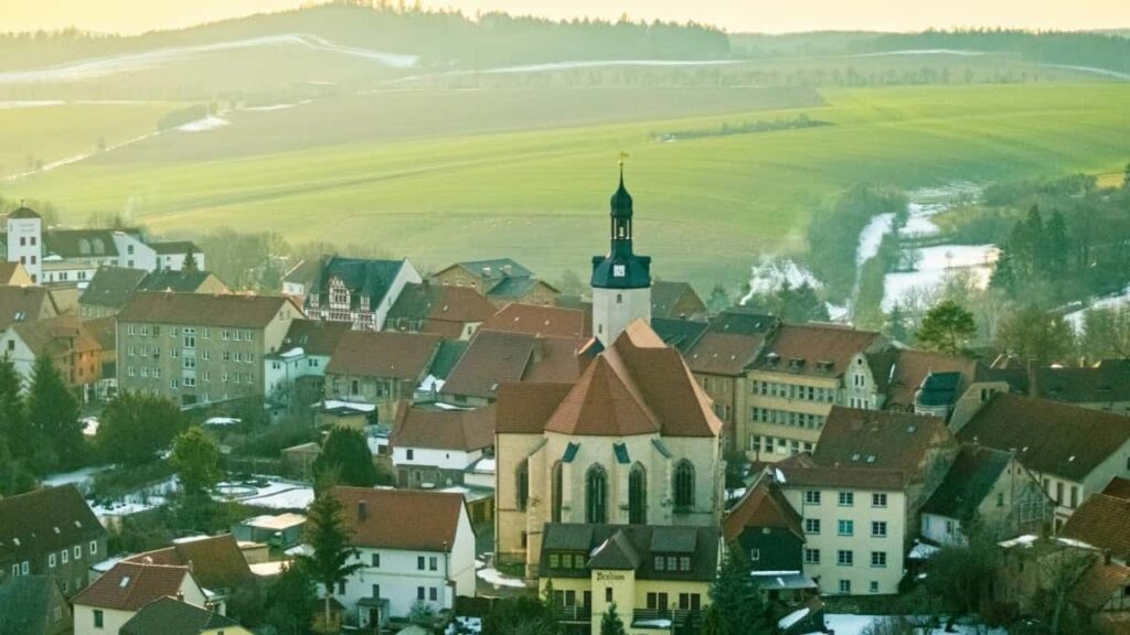 2025 Беларусь Польша WhatsApp рэклама тарыфы і асаблівасці