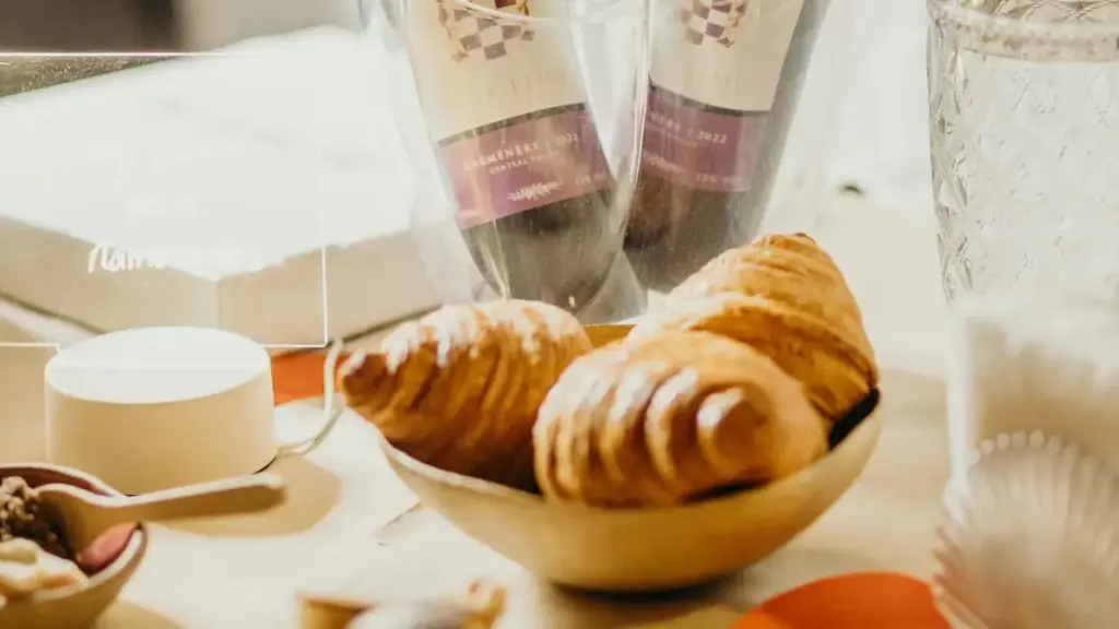 Практычны гайд для беларускіх рэкламадаўцаў: як знаходзіць і адбіраць Panama Instagram-крэатараў для product seeding з выкарыстаннем Meta API, аналізу аўдыторыі і лакальных трэндаў.