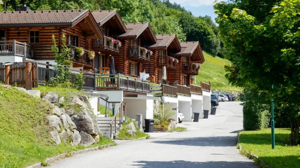 Практычнае кіраўніцтва для беларускіх рэкламадаўцаў: як выяўлiць у Лаосе Apple Music‑крээйтараў, запусцiць мікра‑інфлюэнсерныя тэсты прадукту і паменшыць рызыкі.