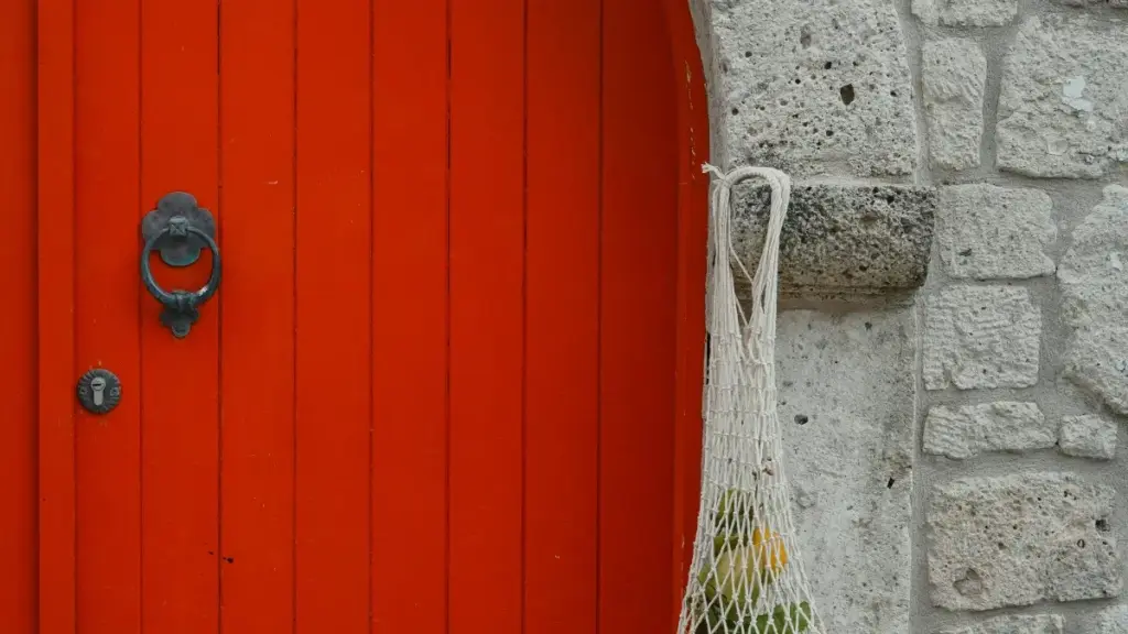 Практычны гайдаў для беларускіх рэкламадаўцаў: дзе шукаць ірландскіх Shopee-стваральнікаў, як ацэньваць рызыкі і будаваць трафік на лендынг.