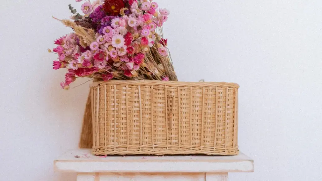 Кіраўніцтва для беларускіх крэатараў: стратэгіі сувязі з кеньскімі брэндамі праз KakaoTalk, жывыя дэмы і практычныя крокі для дамоўленасцяў.